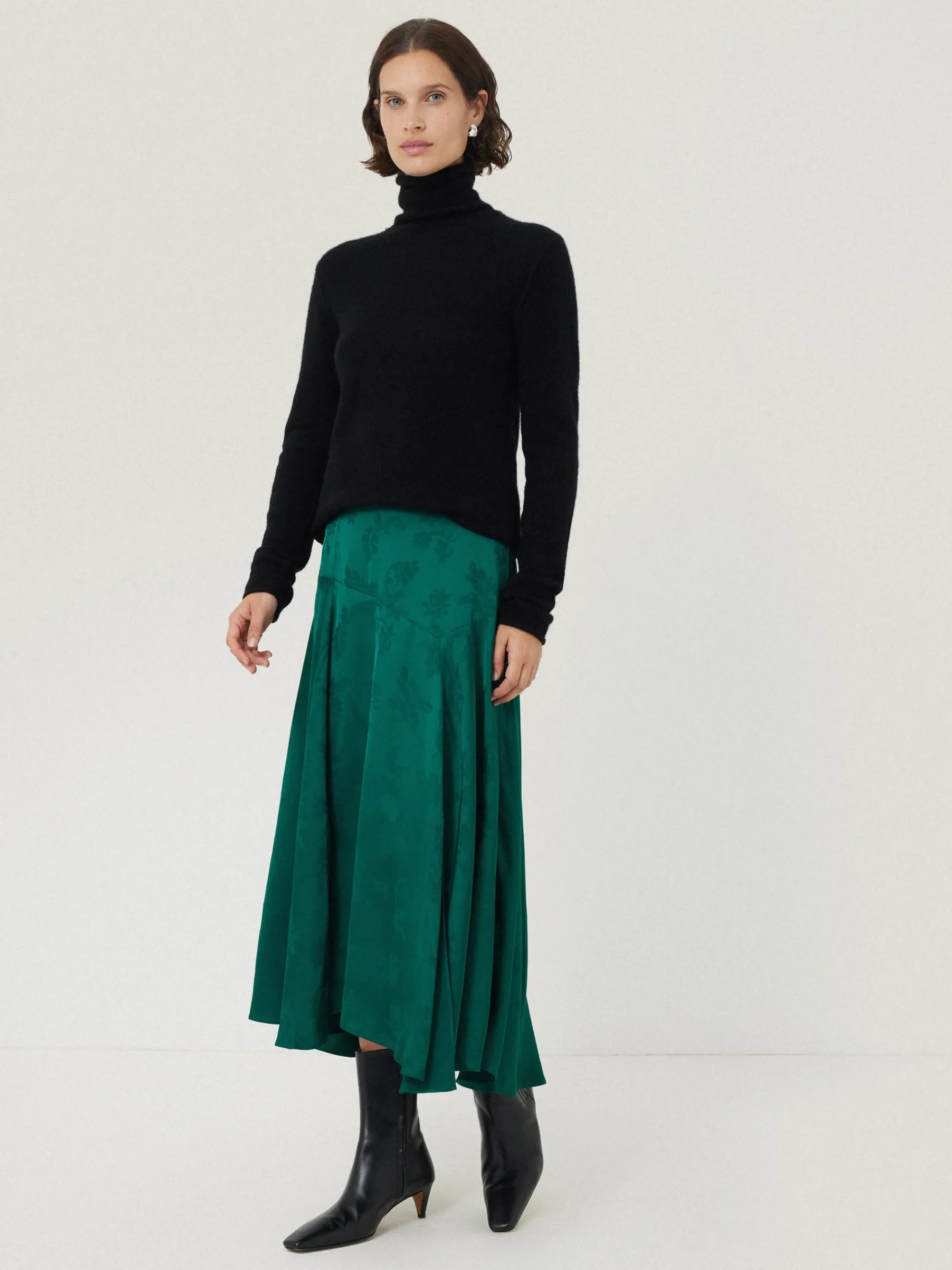 floral_jacquard_midi_skir_1.webp Jigsaw Floral Jacquard Midi Skirt