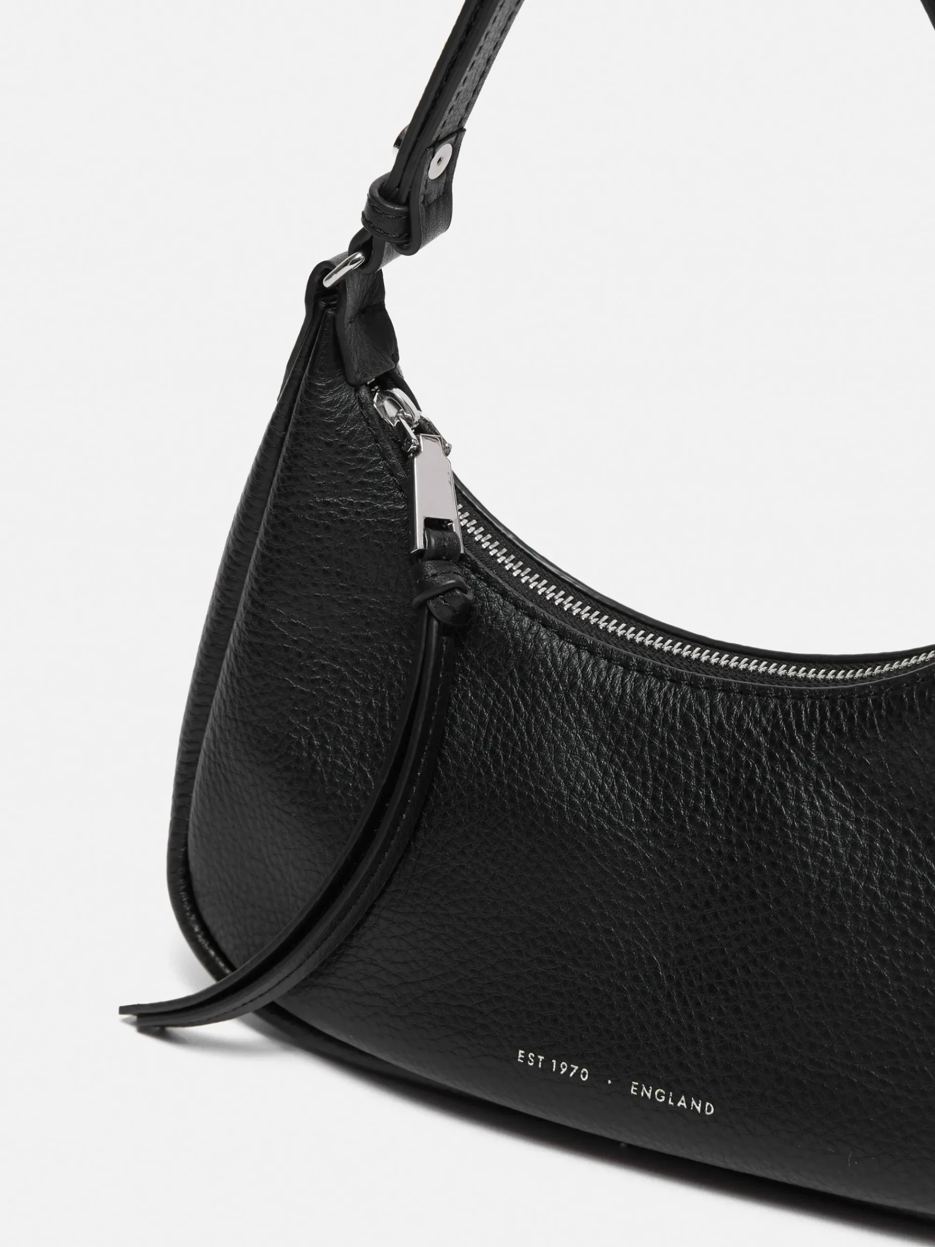 leather_crescent_bag_smal_1.webp Jigsaw Leather Crescent Bag Small