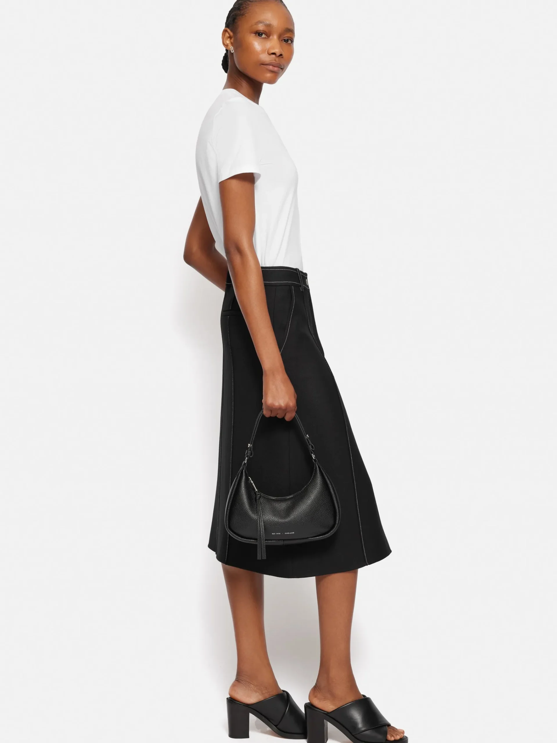 leather_crescent_bag_smal_2.webp Jigsaw Leather Crescent Bag Small