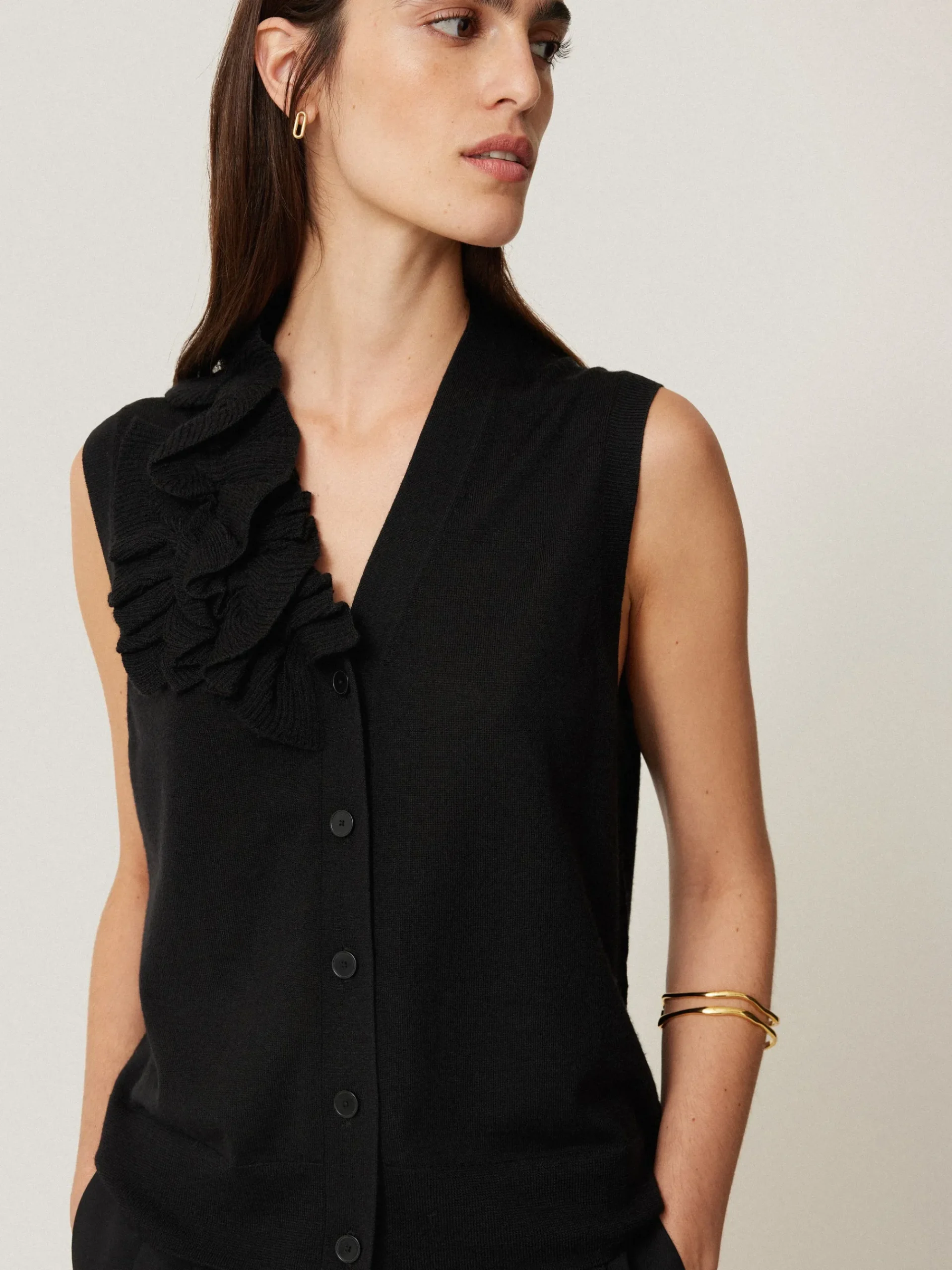 merino_ruffle_waistcoat_6.webp Jigsaw Merino Ruffle Waistcoat