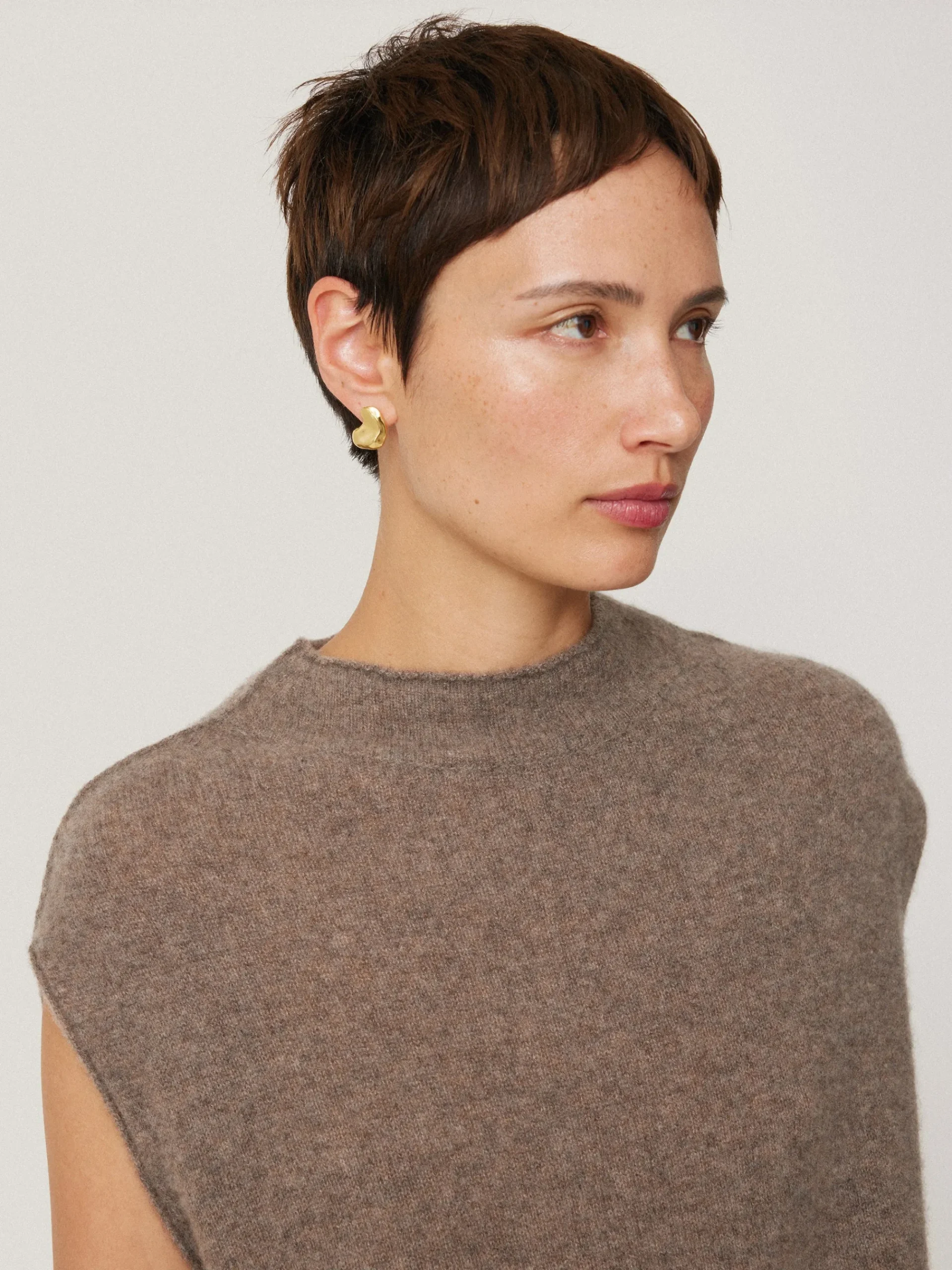 molten_stud_earring_1.webp Jigsaw Molten Stud Earring