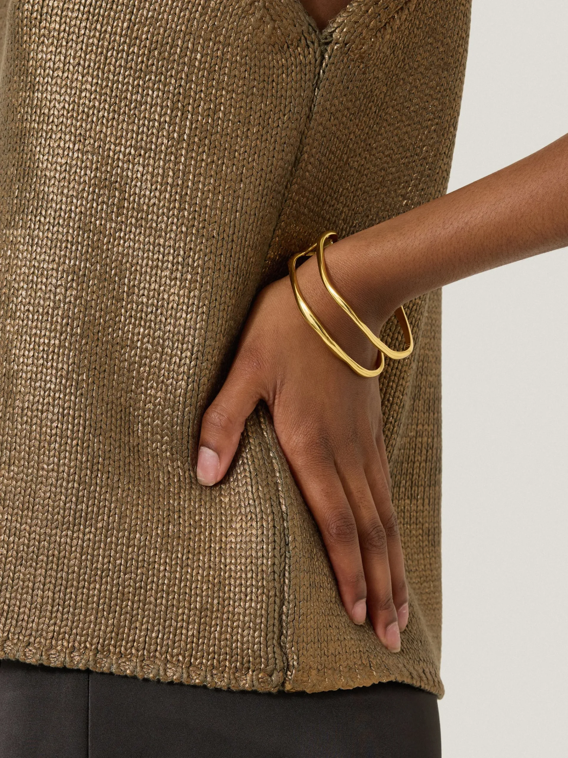 organic_wave_bangle_2.webp Jigsaw Organic Wave Bangle