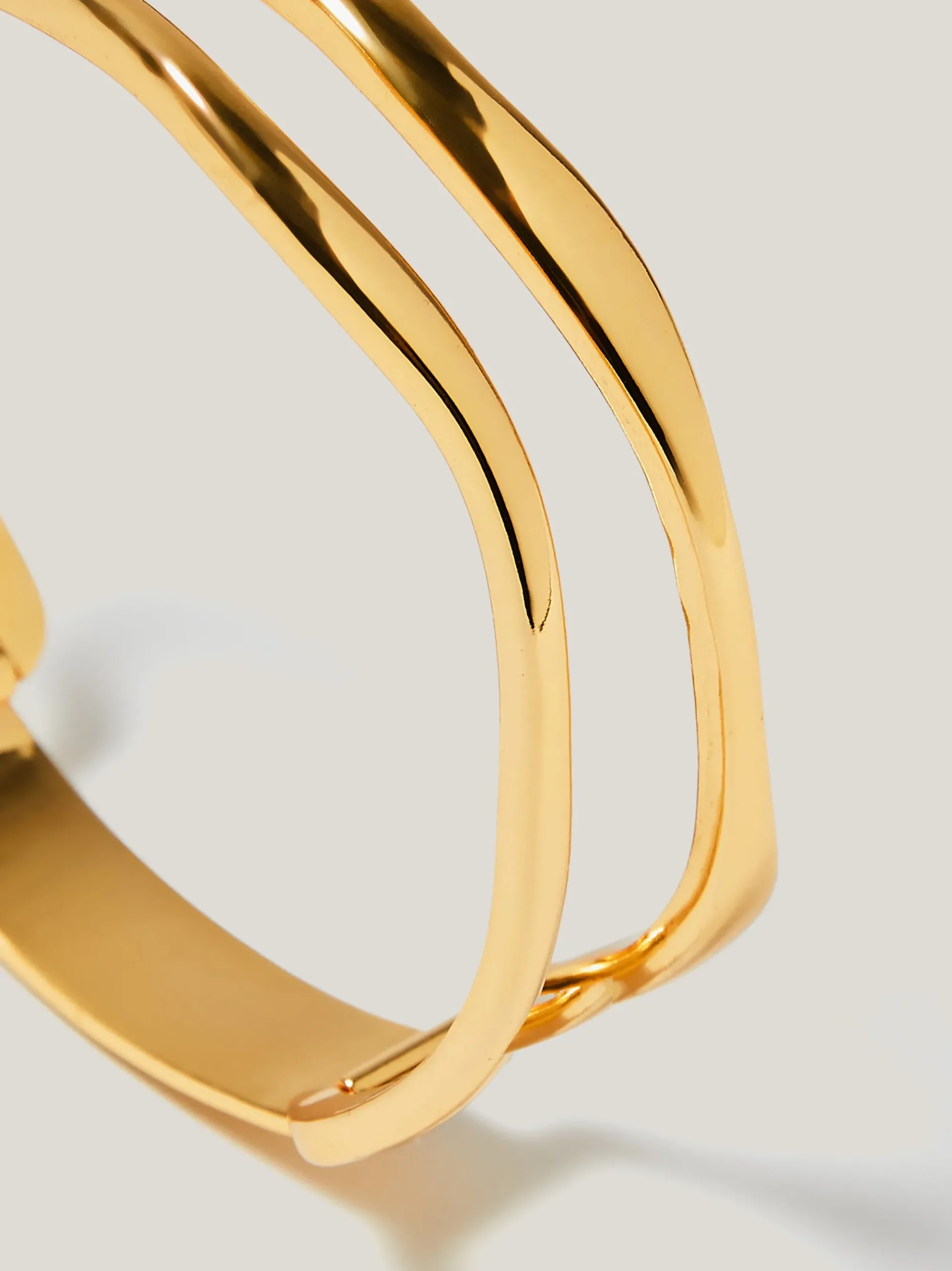 organic_wave_bangle_3.webp Jigsaw Organic Wave Bangle