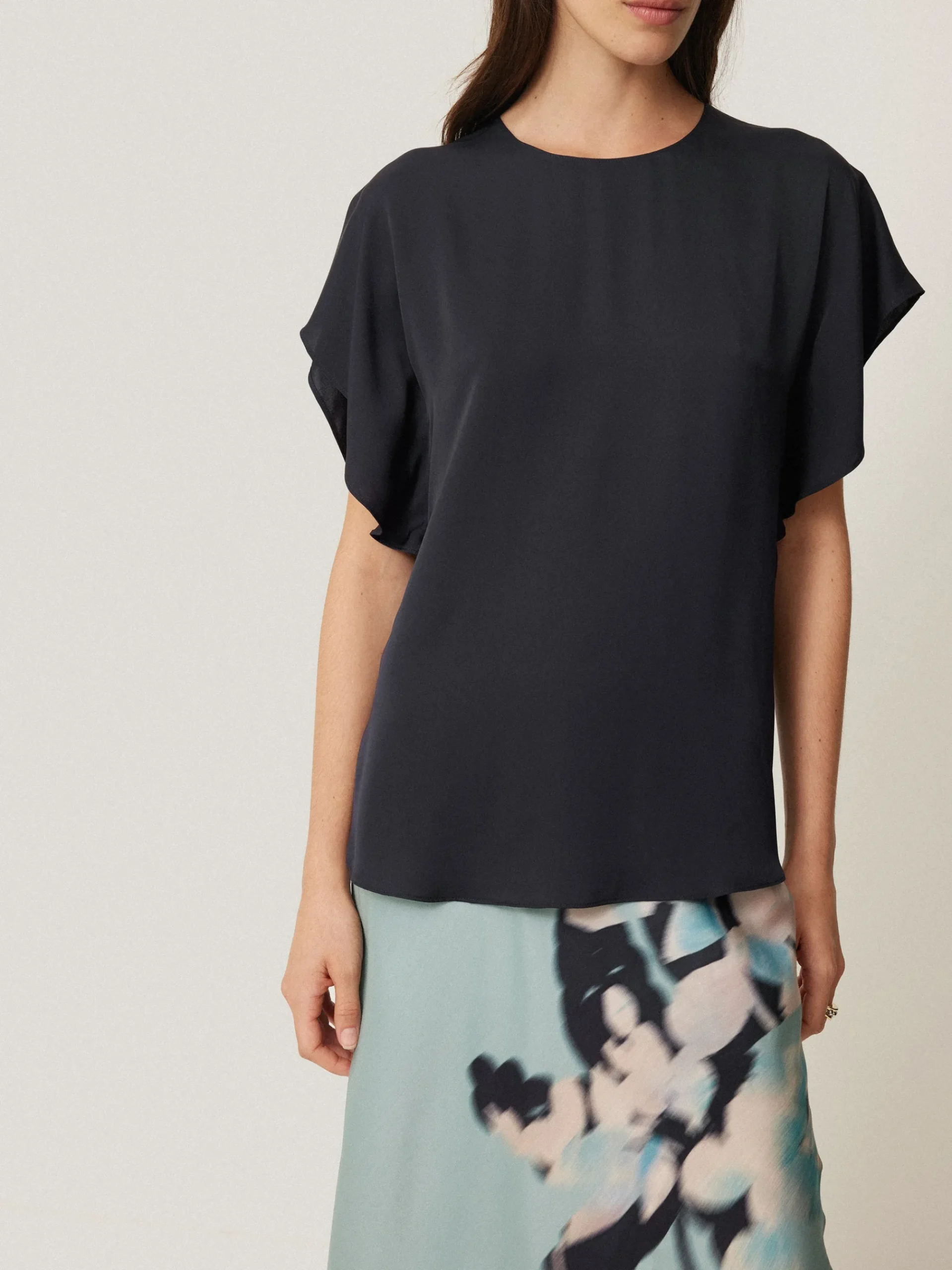 silk_drape_sleeve_top_6.webp Jigsaw Silk Drape Sleeve Top